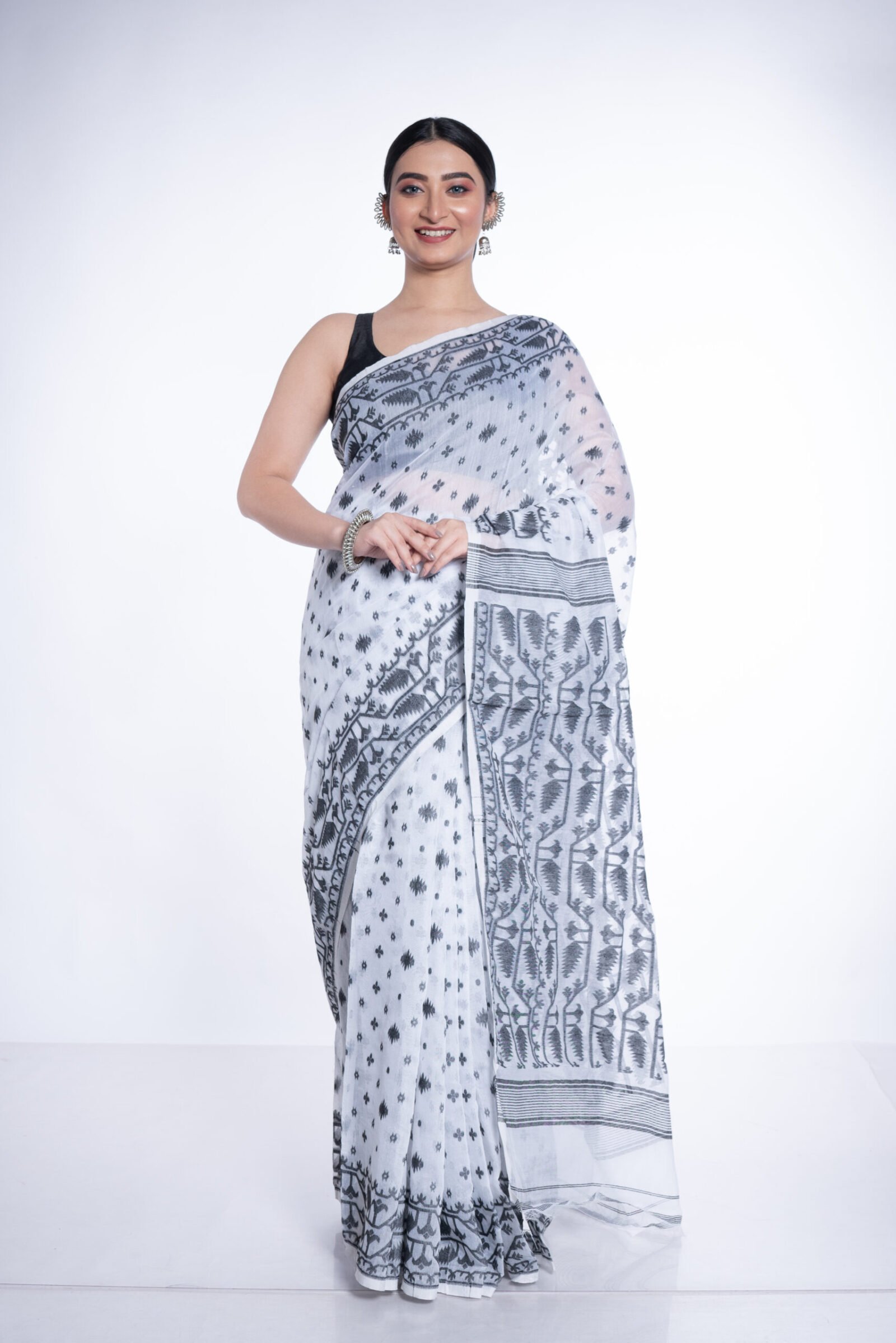 Jamdani 'Swan Symphony ' Soft Cotton - Image 2