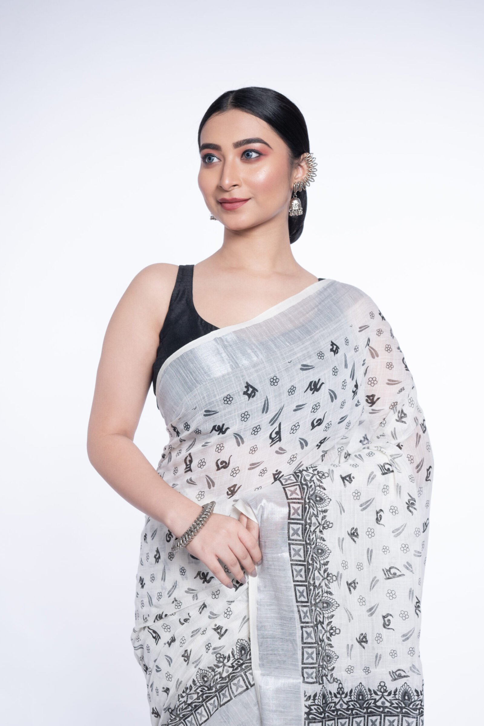 Bengal 'Barnaparichaya Saada' Cotton - Image 3