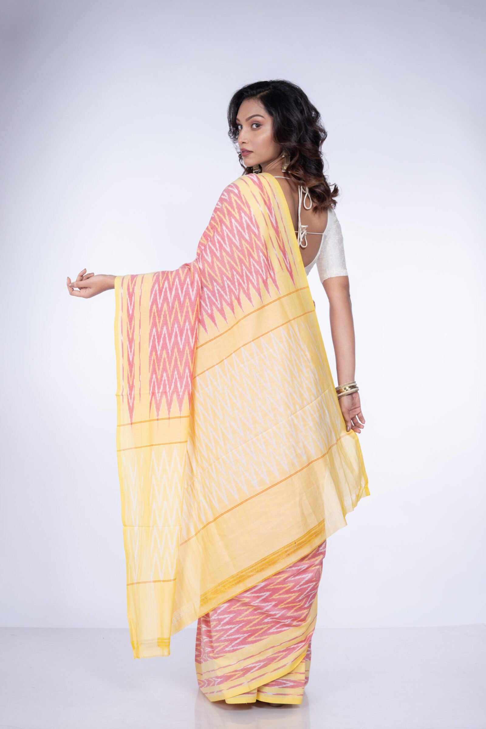 Sambhalpuri 'Amrit Madhuri' Cotton - Image 2