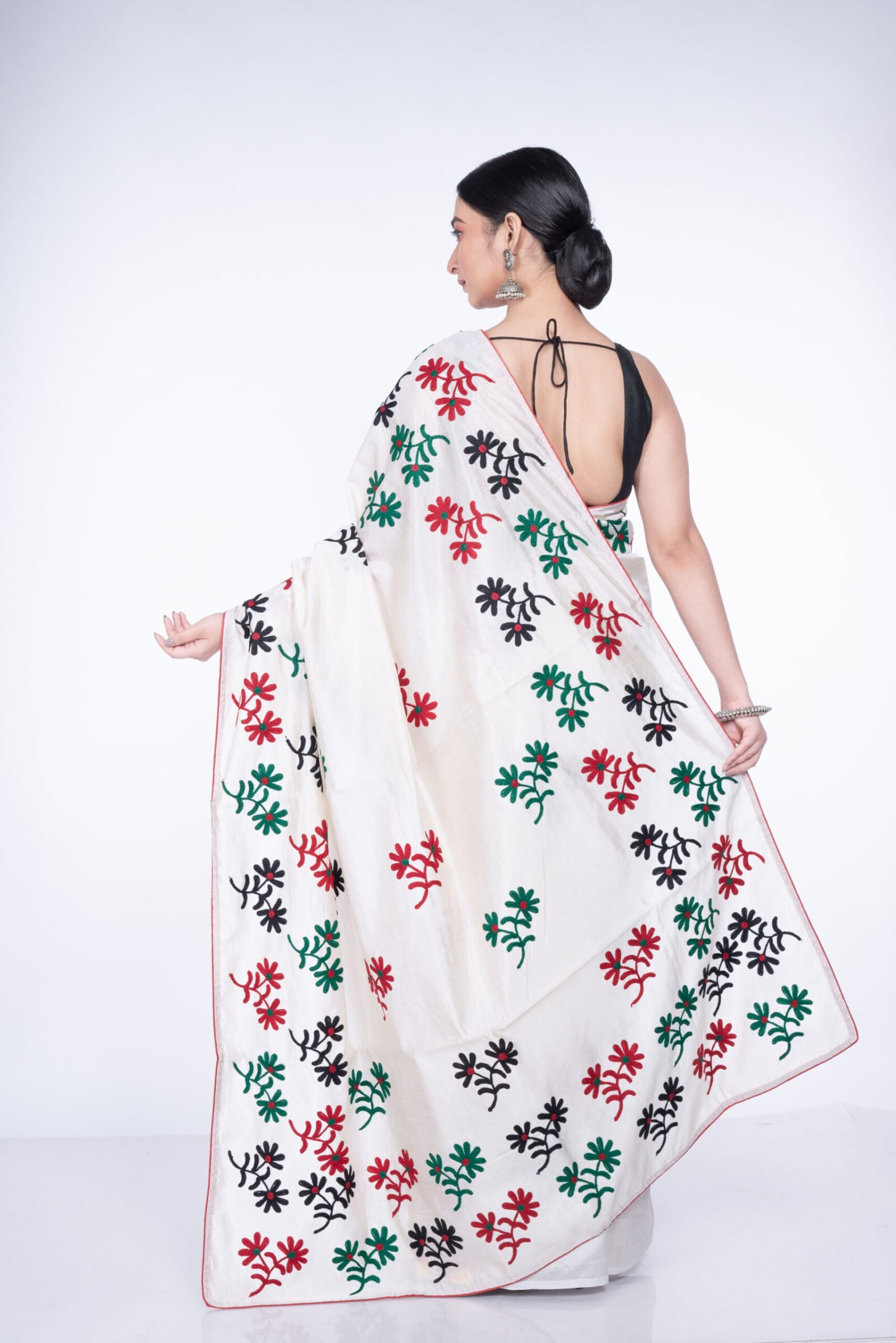 Designer 'Floral Delight' Tussar - Image 2