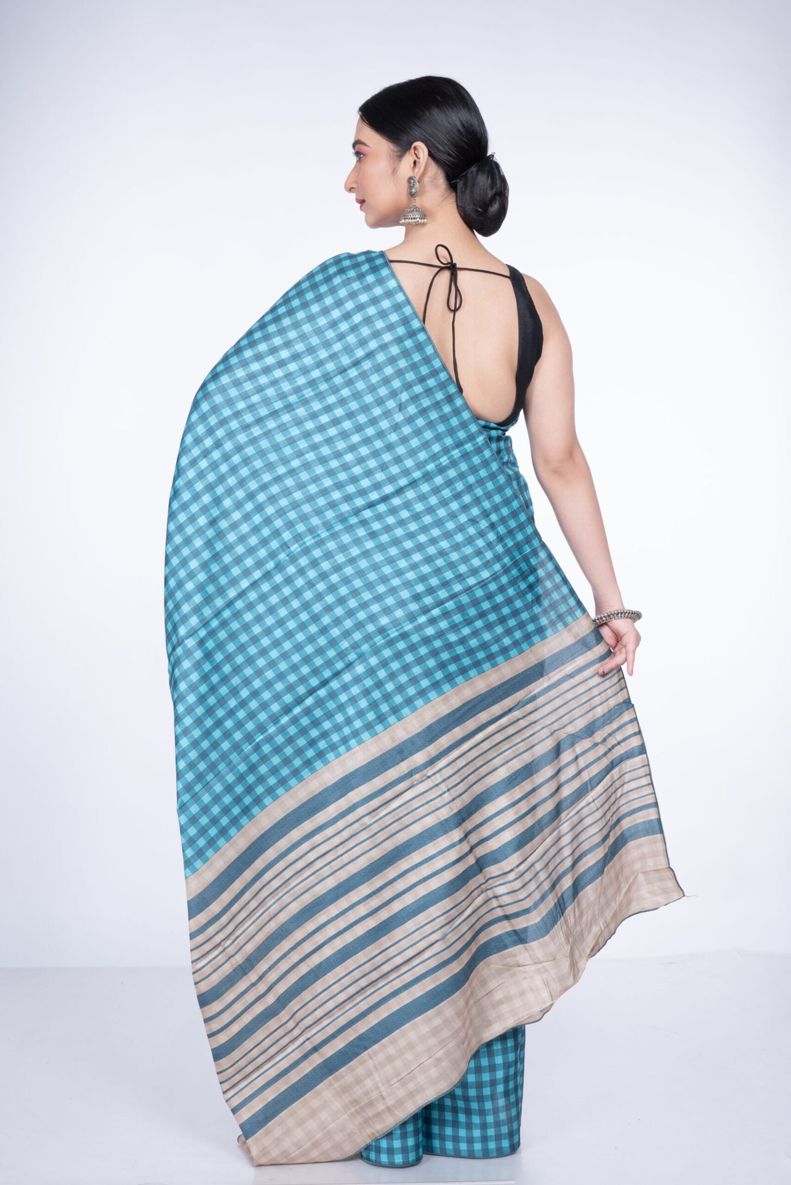 "Turquoise Checkmate" Silk - Image 4