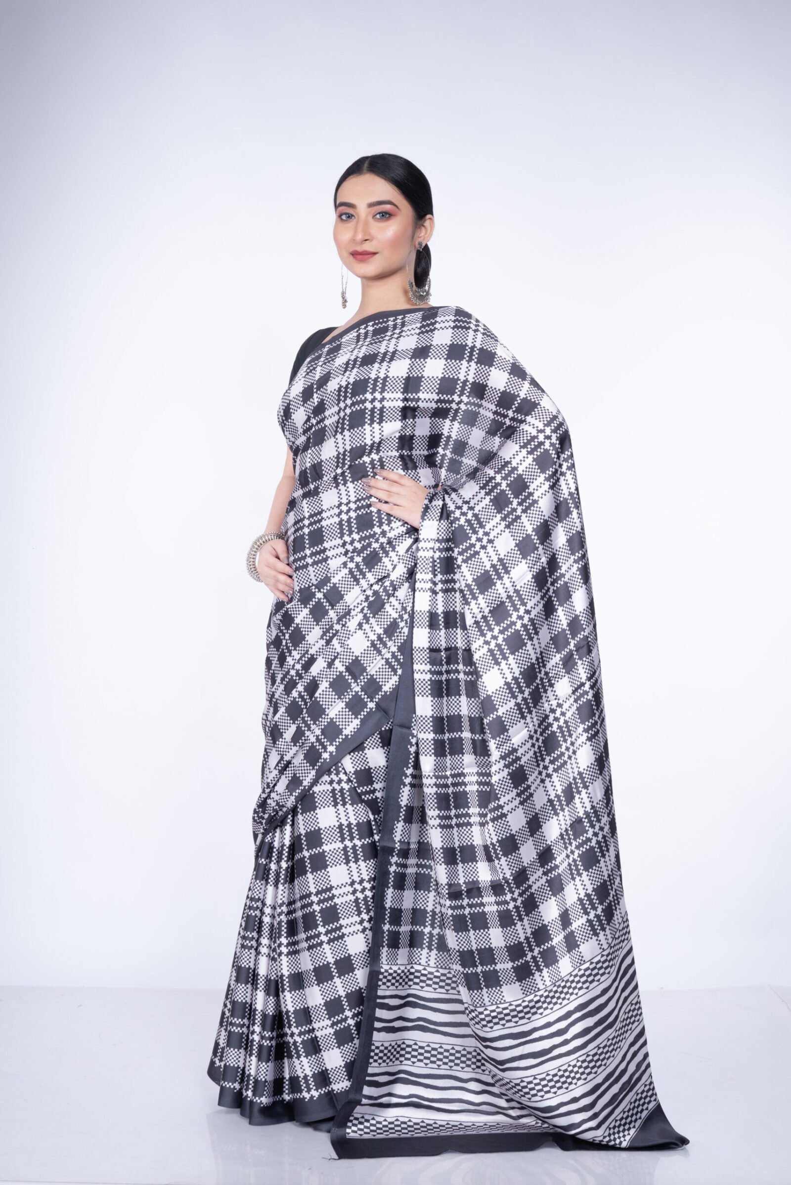 'Ebony Geometry' Silk