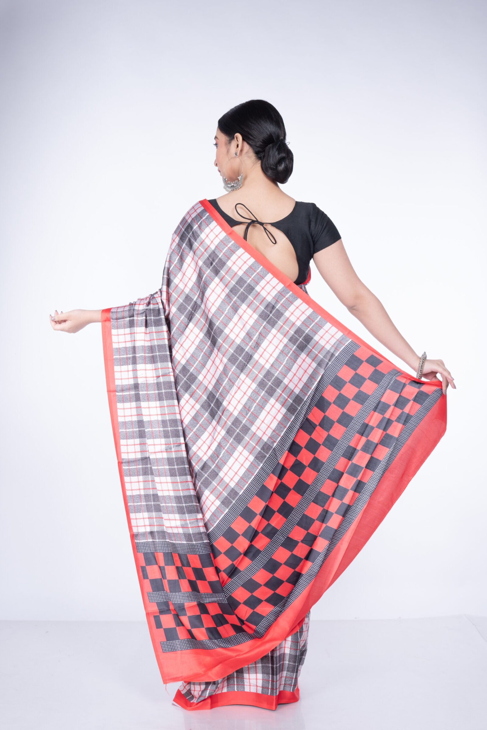 'Scarlet Gridlock' Silk - Image 4