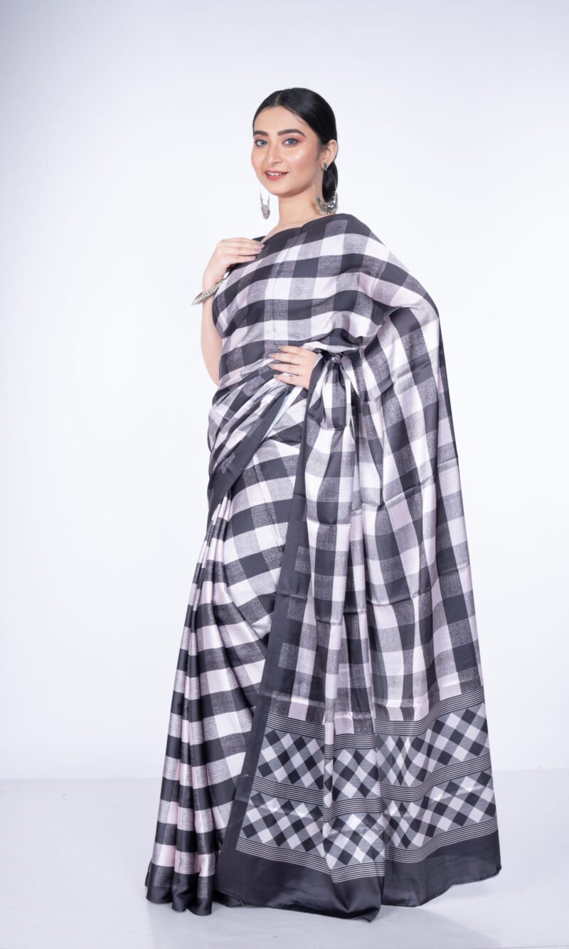 'Blackblock Magic' Silk