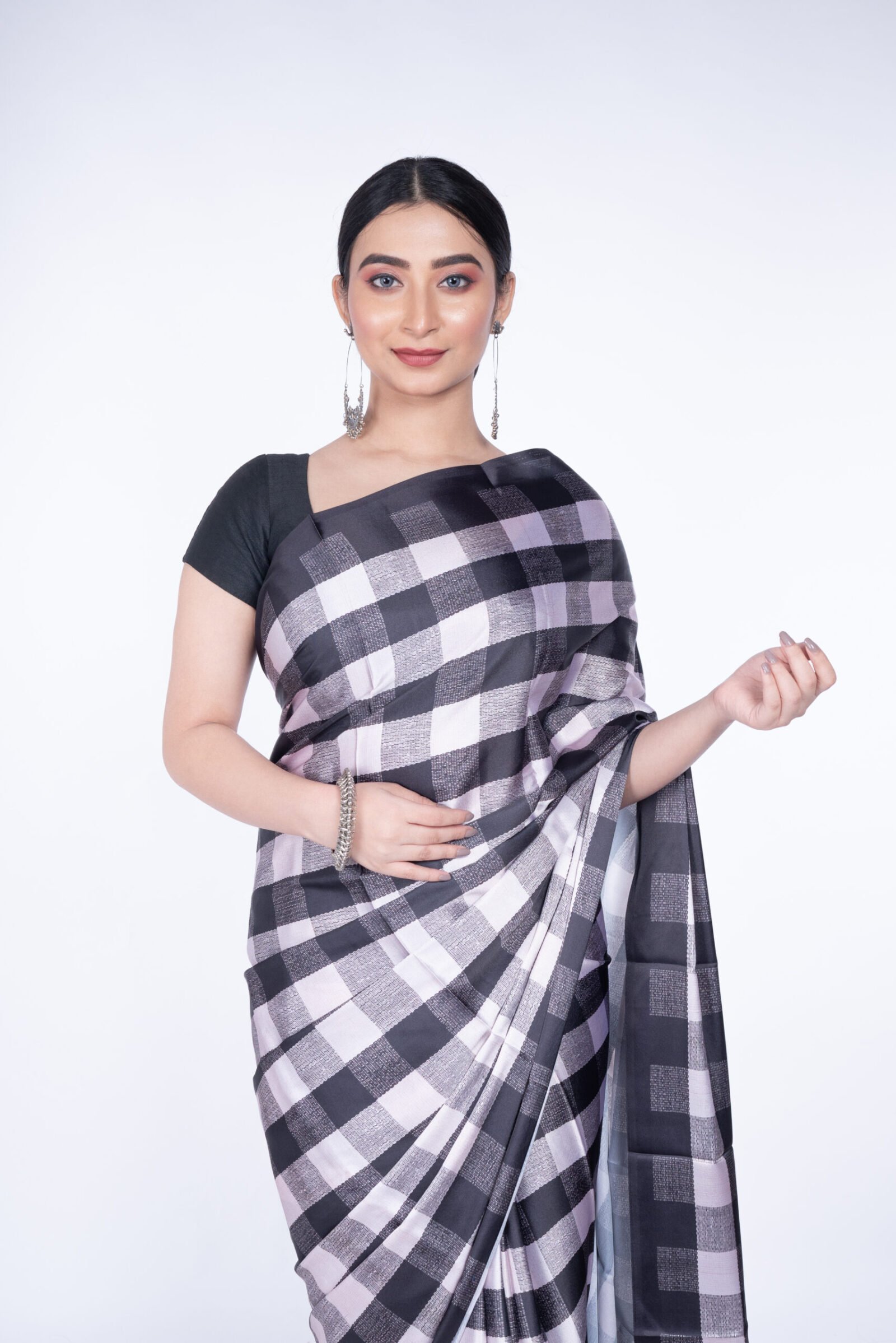 'Blackblock Magic' Silk - Image 2