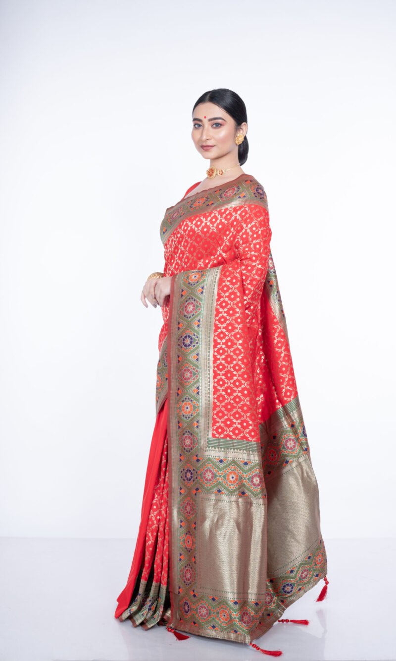 Patola 'Classic Patola' Silk