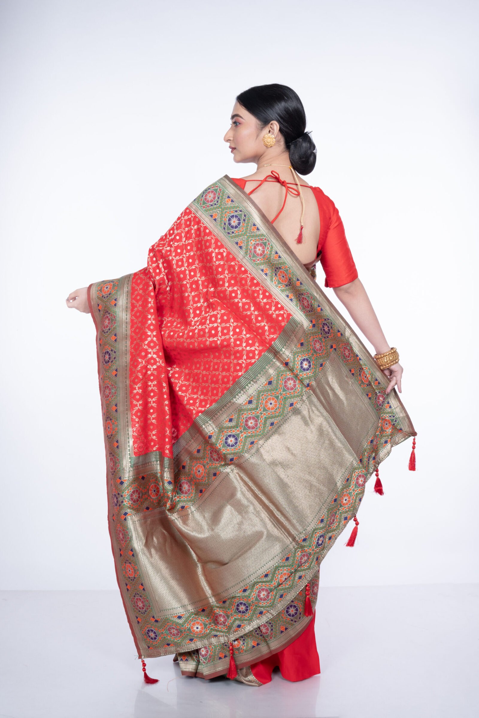 Patola 'Classic Patola' Silk - Image 3
