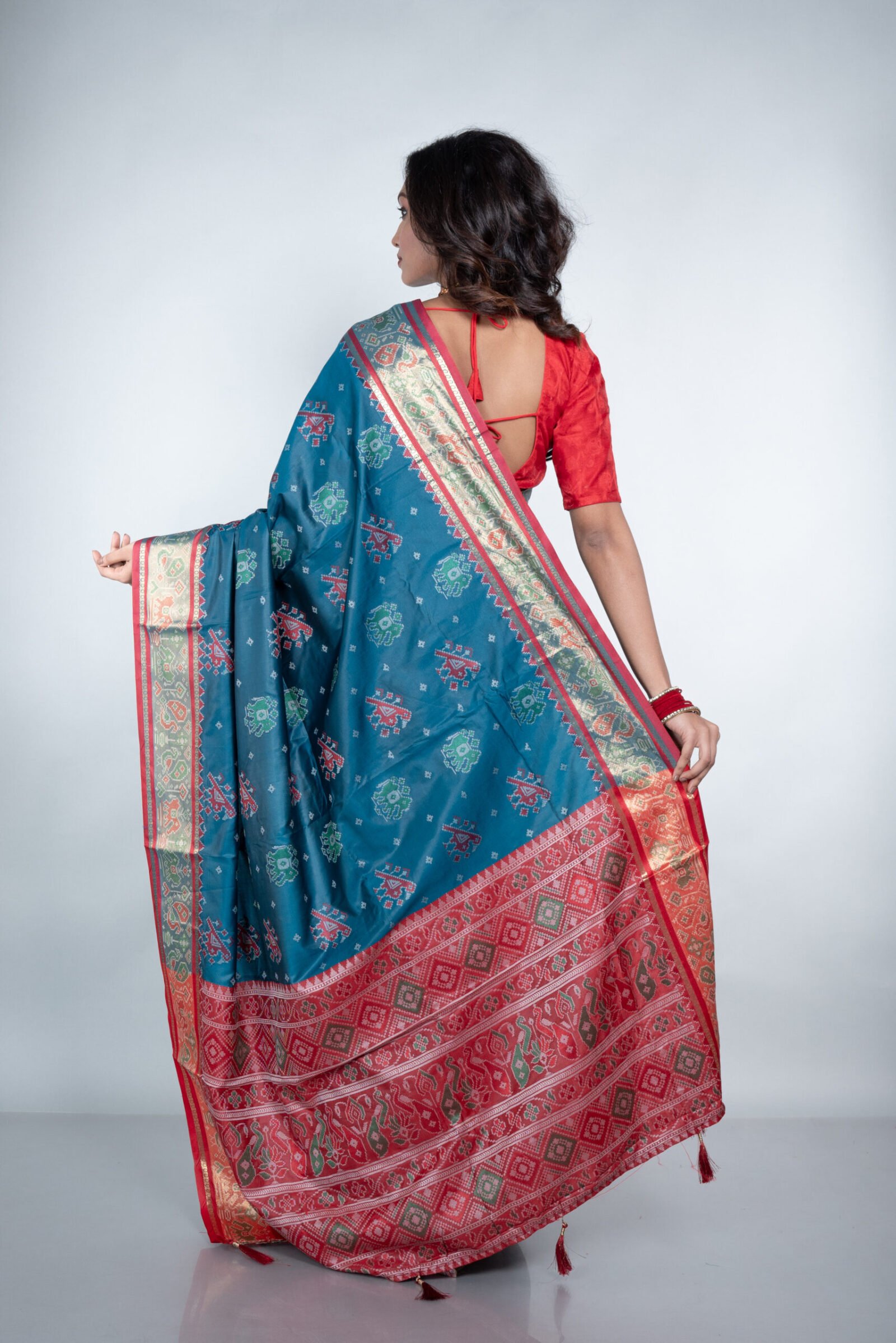 Patola 'Blue Lotus'  Silk - Image 4