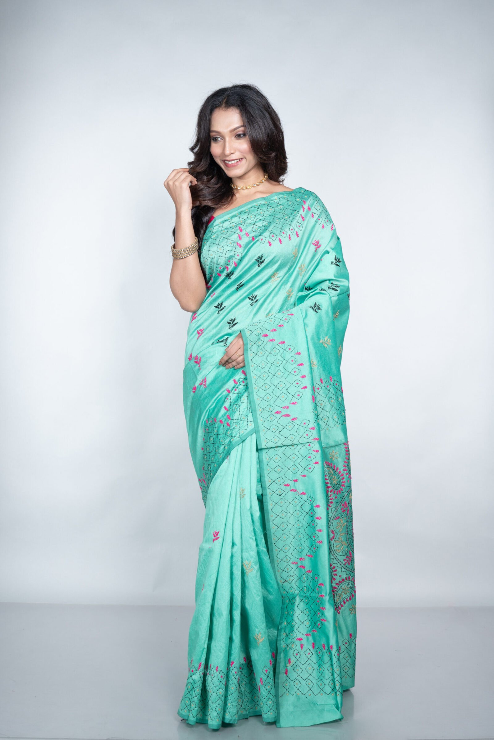 Kantha 'Emerald Enchantment' Tussar - Image 2
