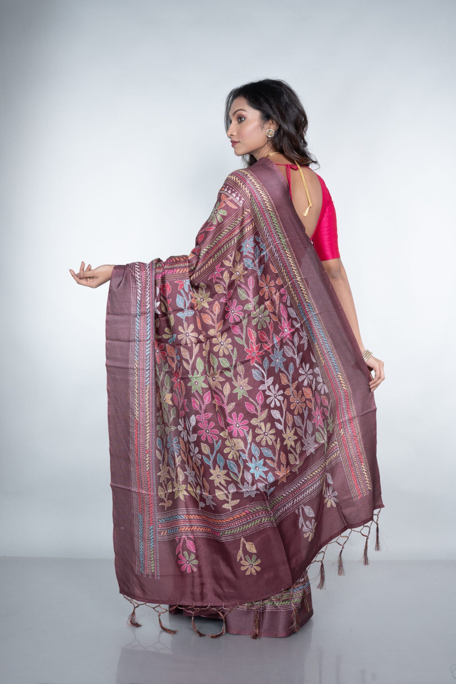 Kantha 'Espresso Elegance' Manipuri Patta - Image 4
