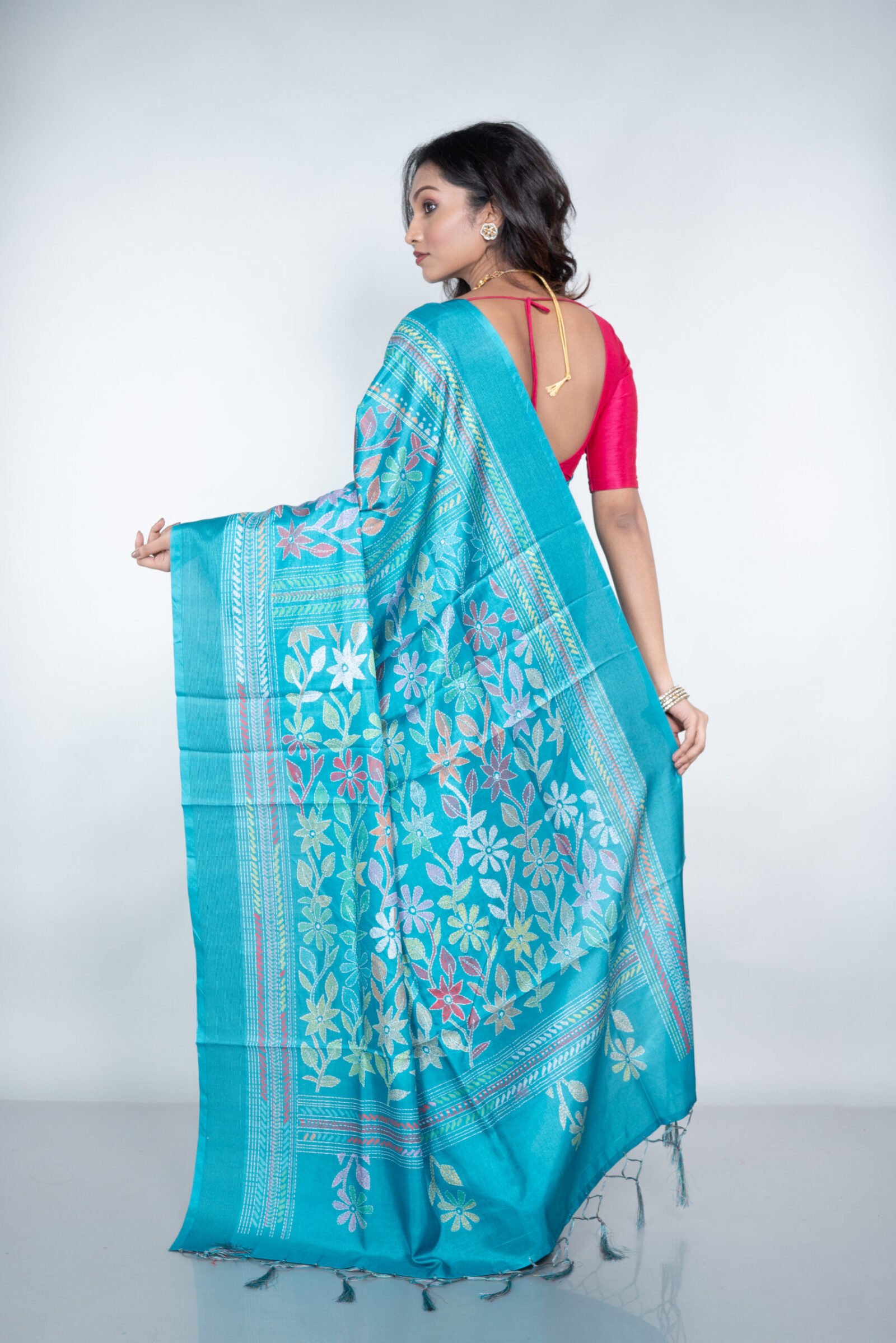 Kantha 'Leafy Grace' Manipuri Patta - Image 4