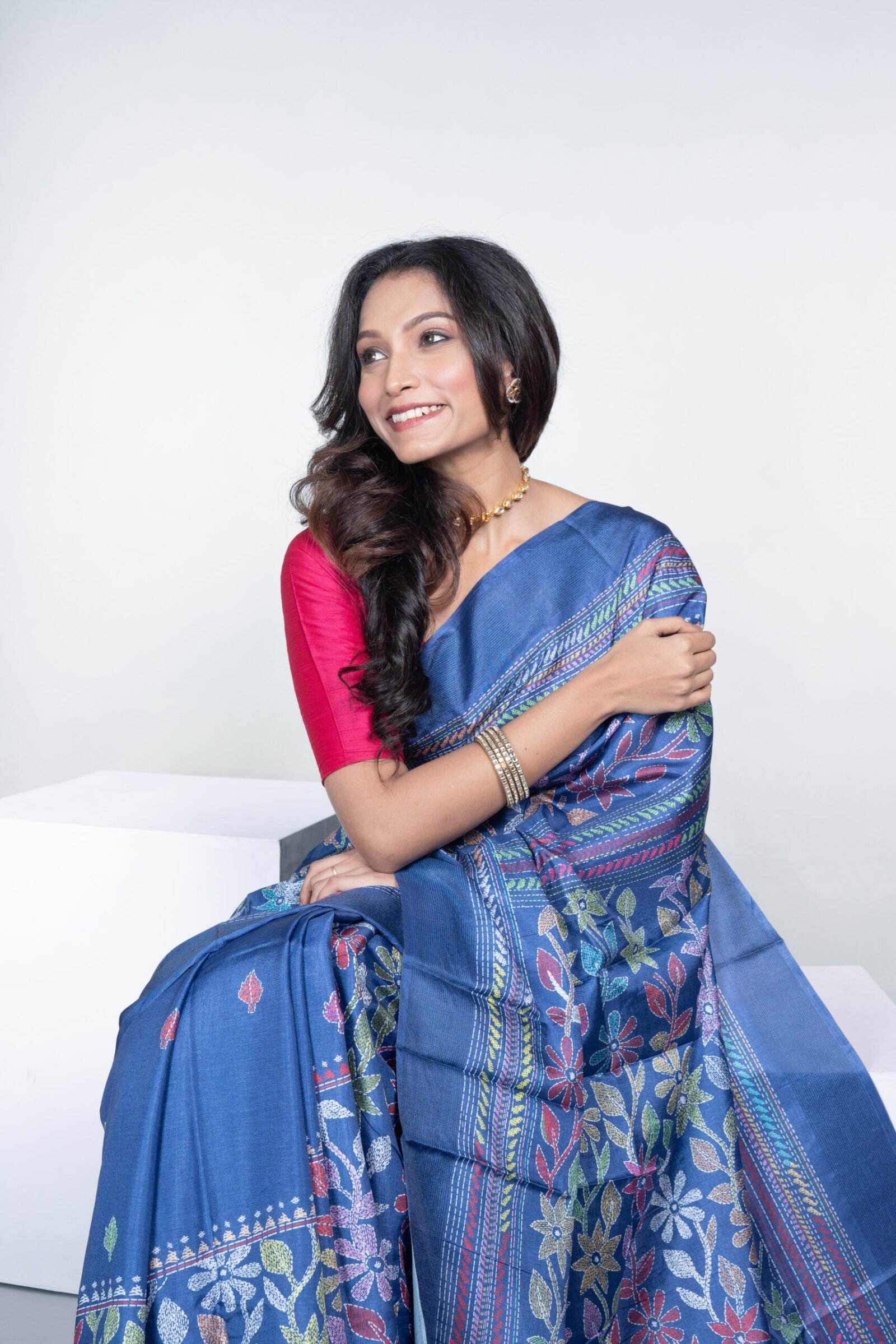 Kantha 'Azure Opulence' Manipuri Patta - Image 3
