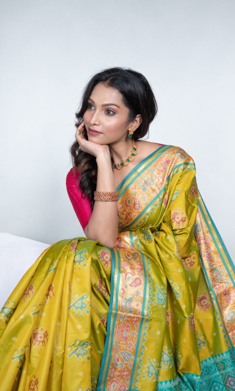 Patola 'Garden Green' Silk