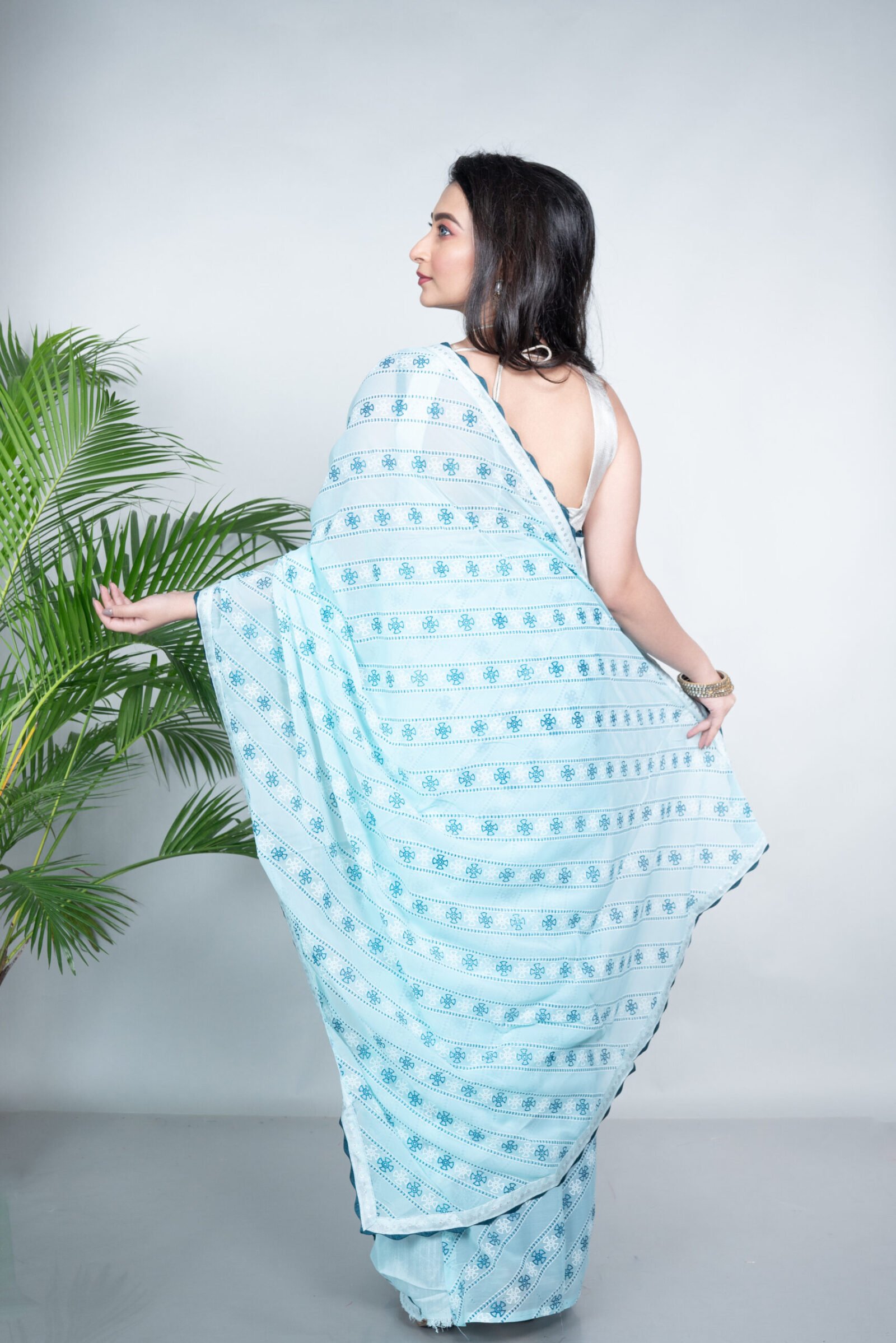 Maheshwari  'Aqua Dream' - Image 4