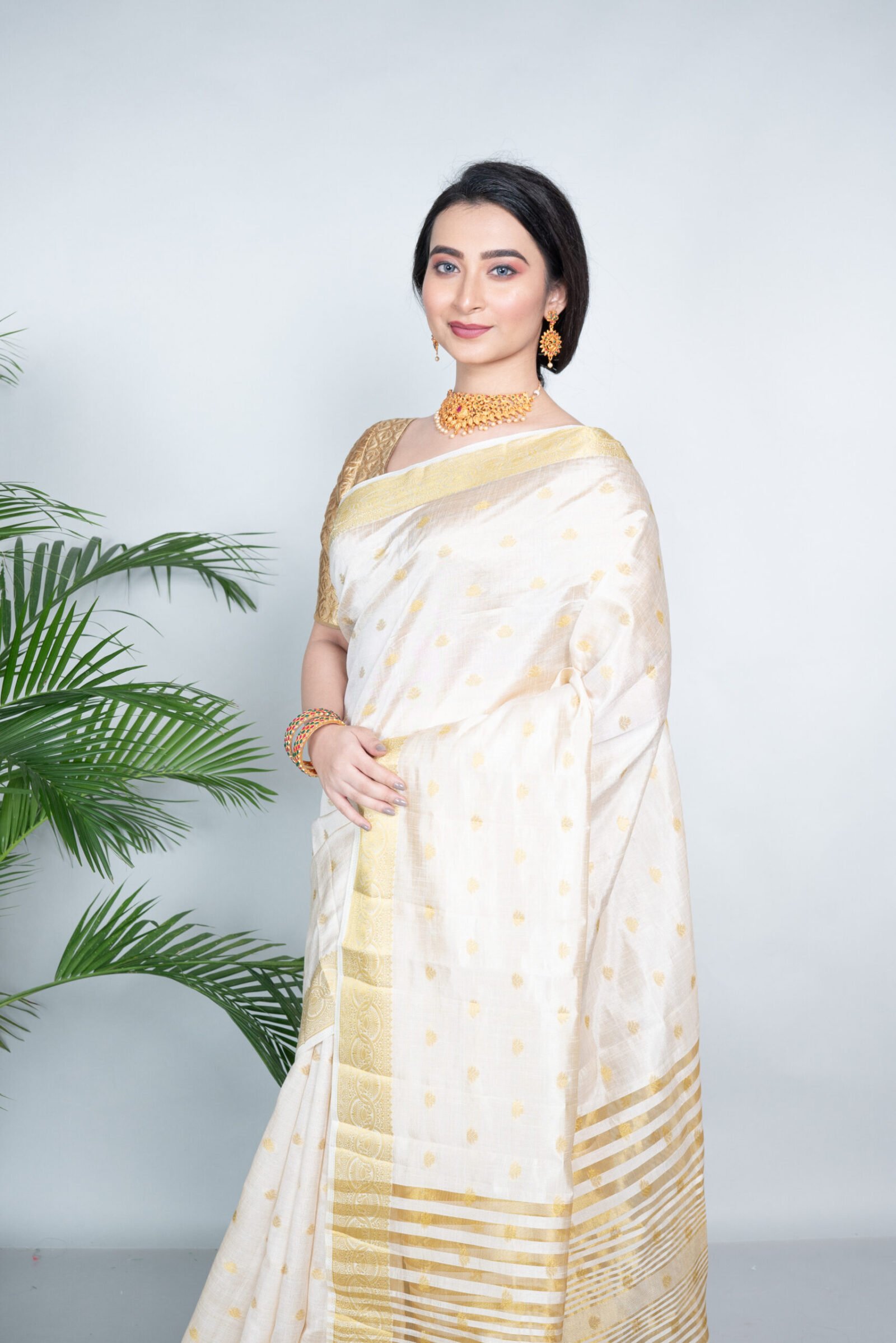 Kasavu 'Ivory Illusion' Silk - Image 3