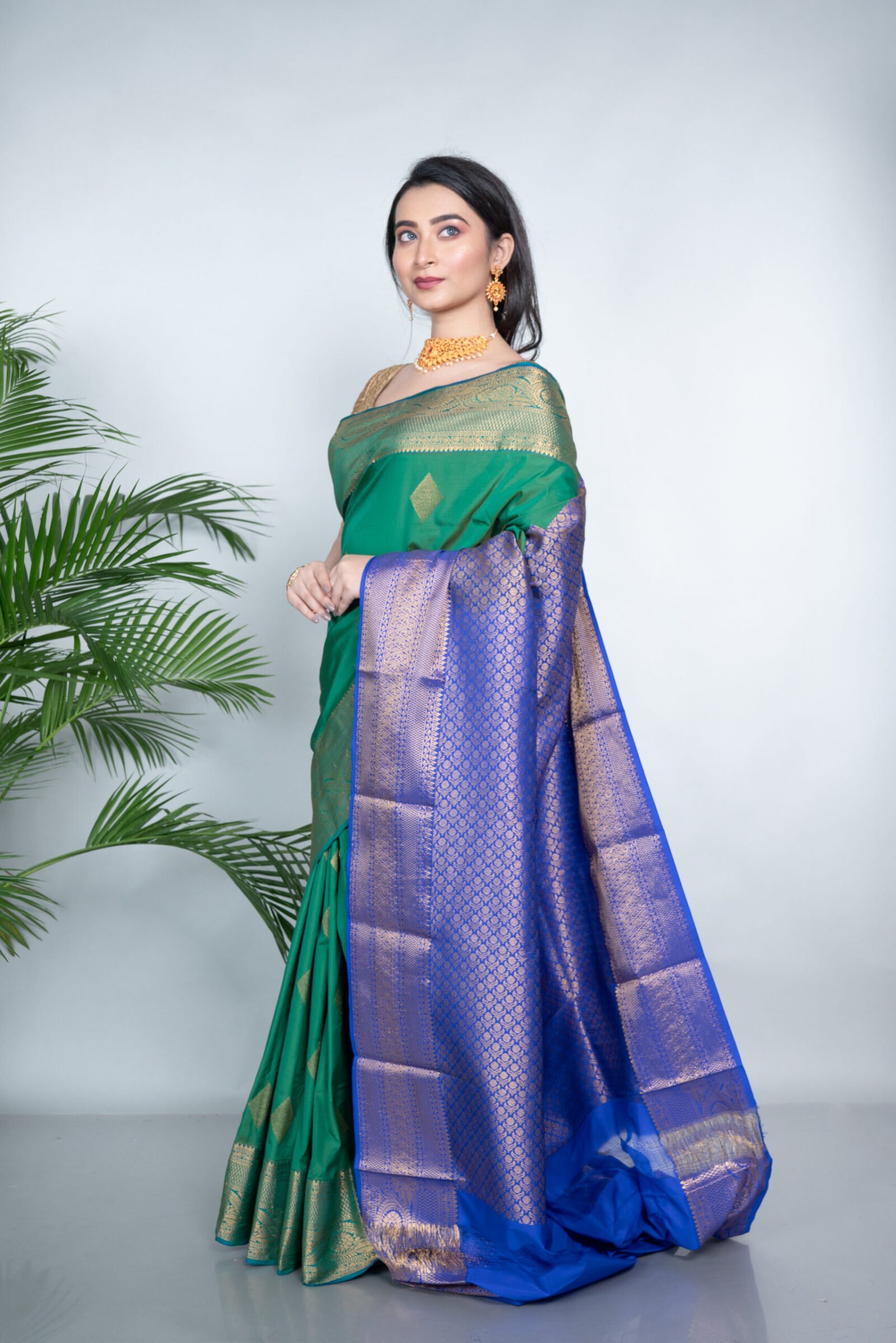 Kanjeevaram 'Verdant Virtue'  Silk - Image 3