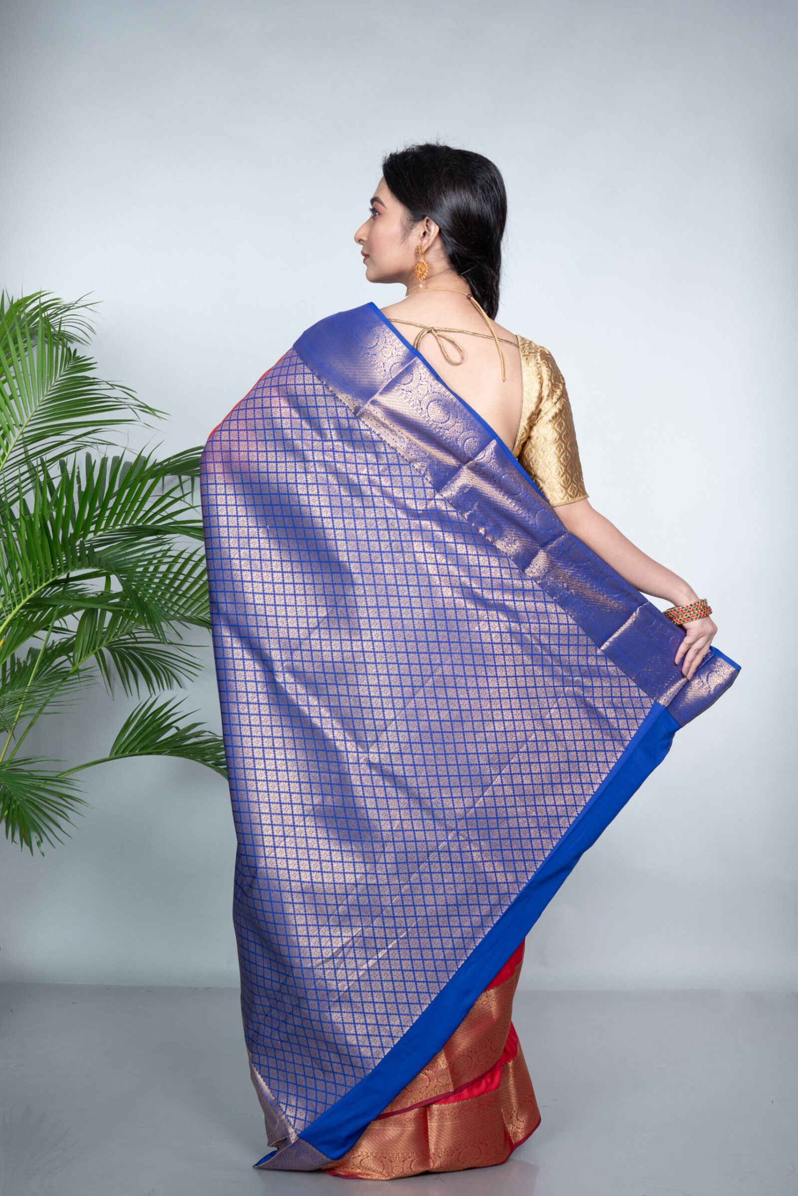 Kanjeevaram 'Magenta Majesty' Silk - Image 4